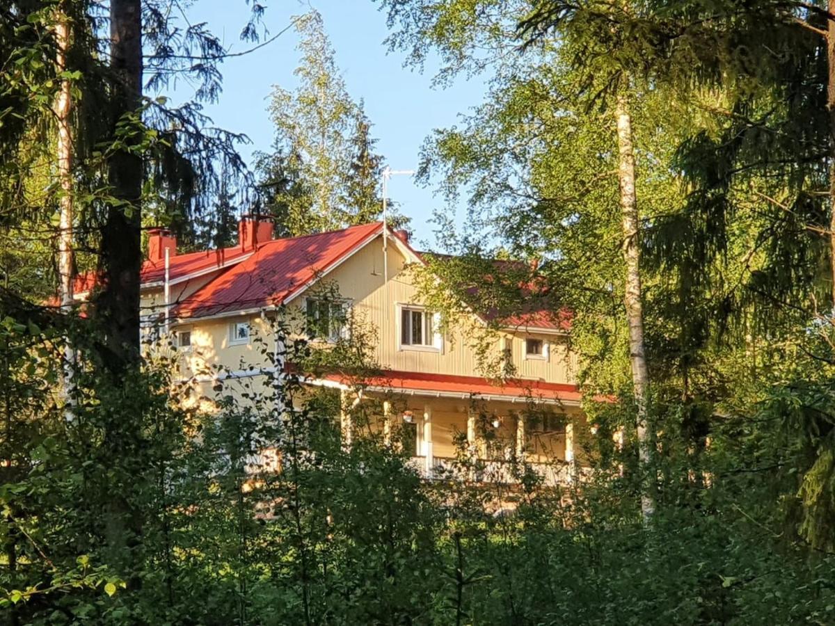 Tuhannen Tarinan Talo Kannuskoski Exterior foto